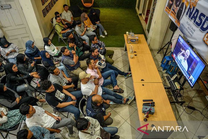 Nonton bareng debat calon presiden di Bandung
