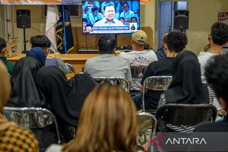 Nonton bareng debat calon presiden di Bandung