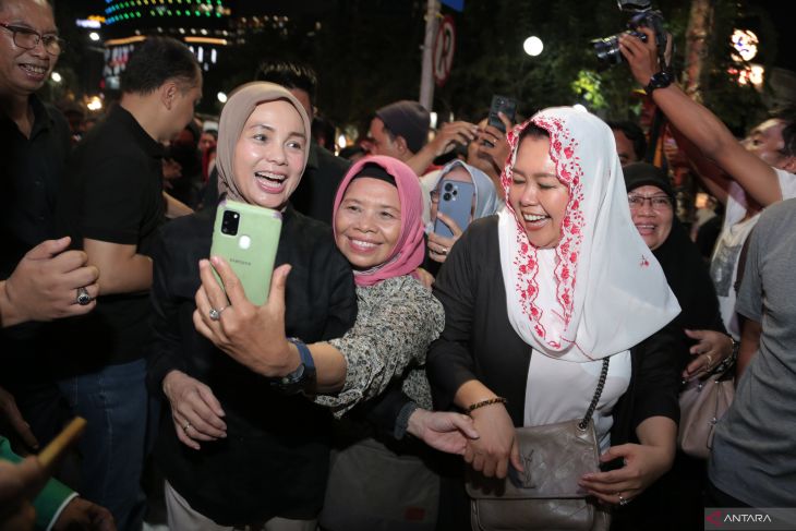Safari politik Siti Atiqoh di Surabaya