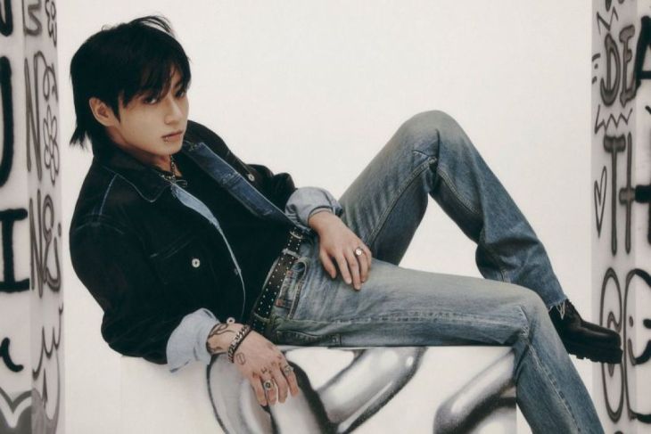 Jungkook BTS minta maaf usai lakukan siaran kontroversial