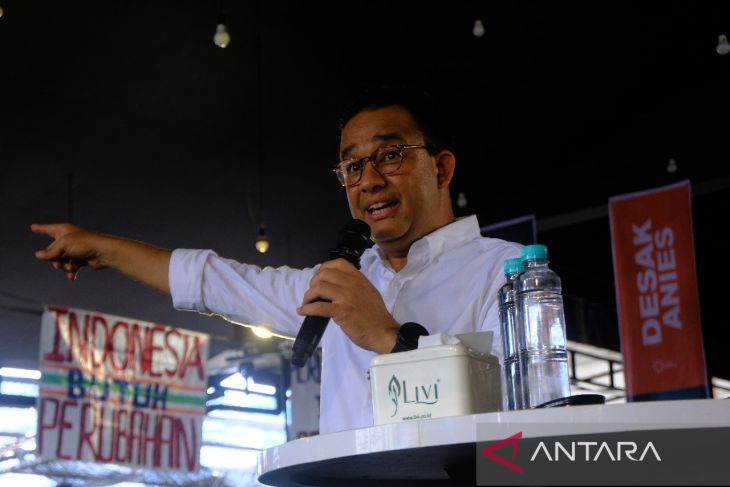 Capres Anies Baswedan berdialog dengan masyarakat di Pontianak