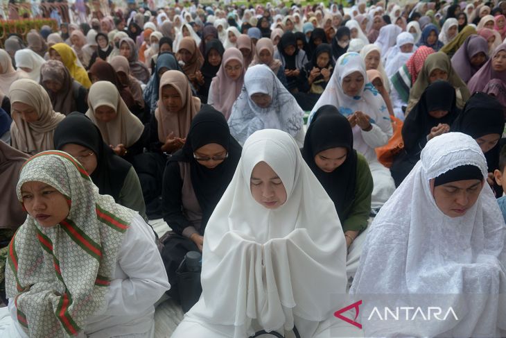 FOTO - Zikir 19 tahun tsunami Aceh