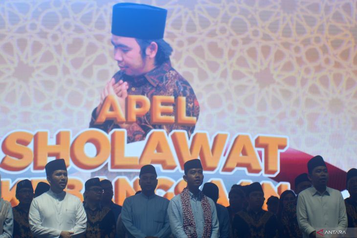 Gibran hadiri Apel Sholawat Kebangsaan