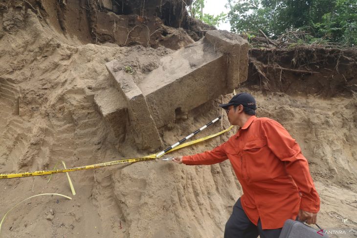 Penemuan tugu era kerajaan Kediri