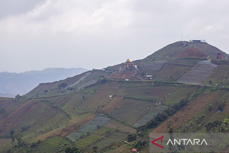 Wisata terasering Panyaweuyan