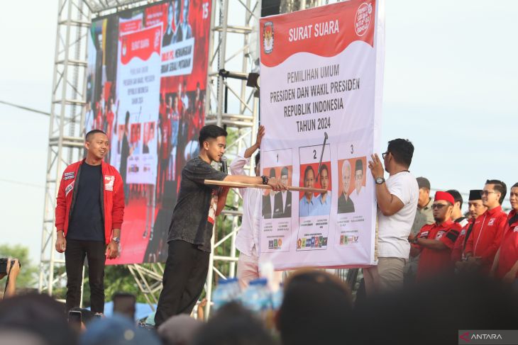 Kampanye terbuka PSI di Kediri