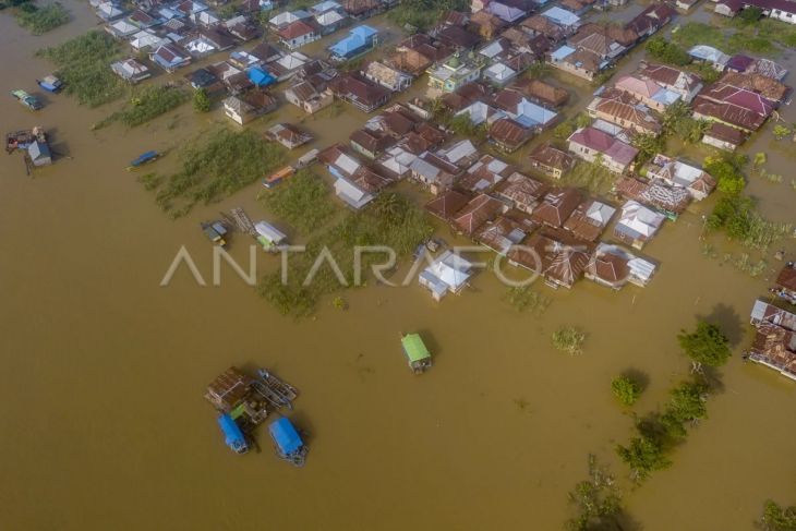 Banjir luapan Sungai Batanghari di Jambi