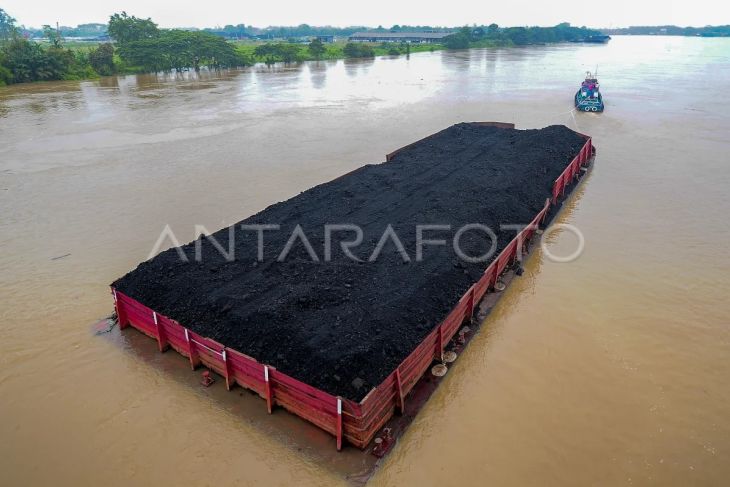 Pemanfaatan sungai untuk angkutan batu bara