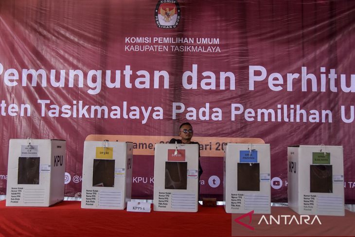 Simulasi pemungutan suara Pemilu 2024 di Tasikmalaya