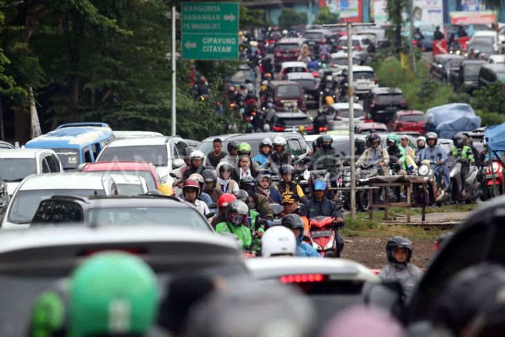 Kemacetan lalin di Kota Depok