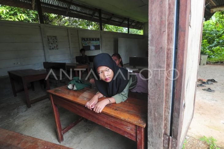 Pendidikan anak Suku Batin Sembilan