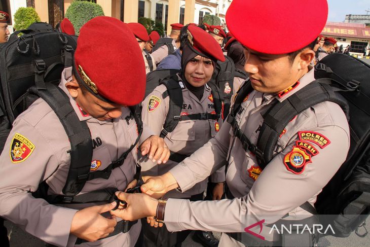 FOTO - Pergeseran personel pengamanan TPS di Aceh