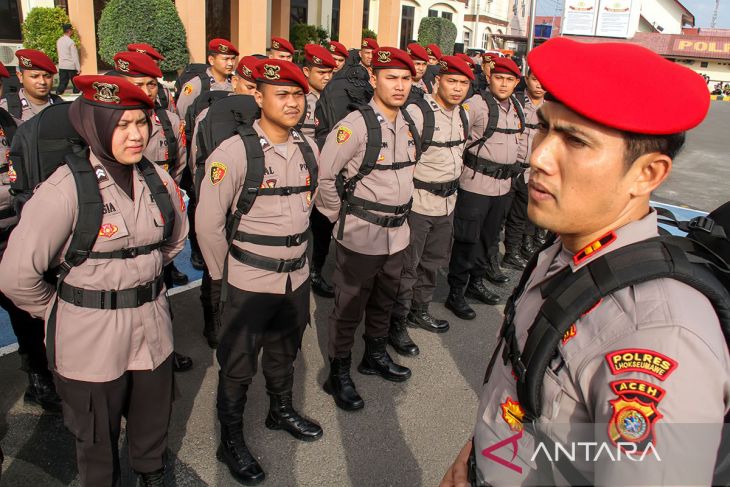 FOTO - Pergeseran personel pengamanan TPS di Aceh