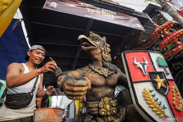 Dekorasi TPS bertema Majapahit