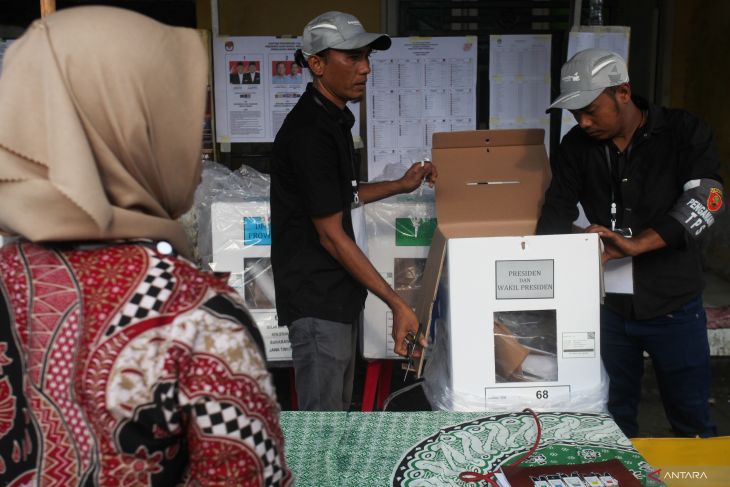 Jumlah daftar pemilih tetap di Pemilu 2024 di Surabaya