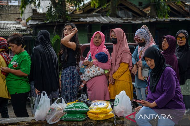 Operasi pasar murah di Bandung