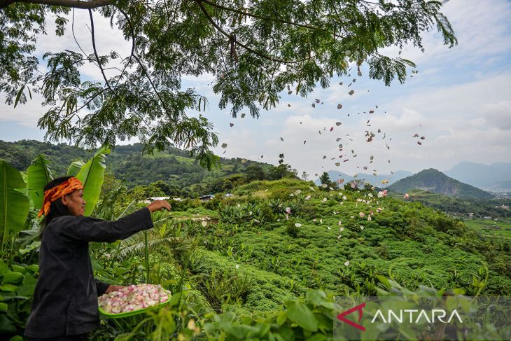 Peringatan 19 tahun longsor TPA Leuwigajah