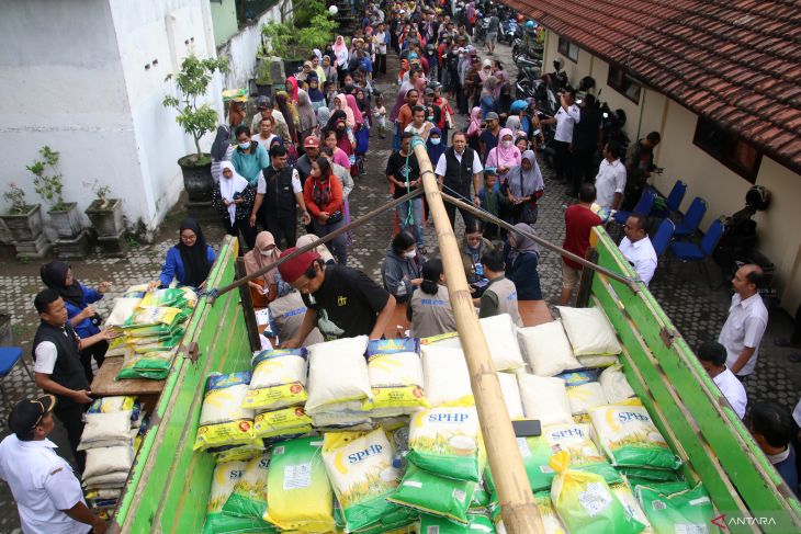 Stok beras di Jawa Timur