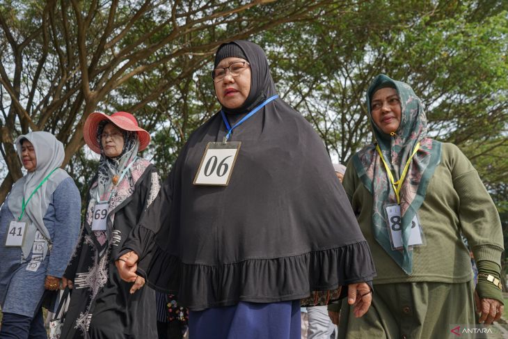 Tes kebugaran jamaah calon haji lansia di Aceh