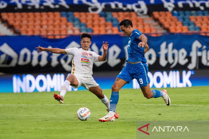 Persib Bandung menang atas Persija Jakarta