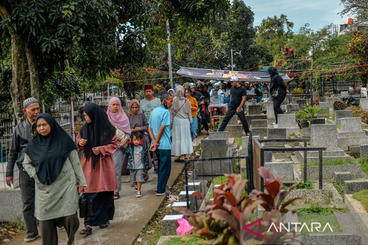 Ziarah kubur jelang ramadhan