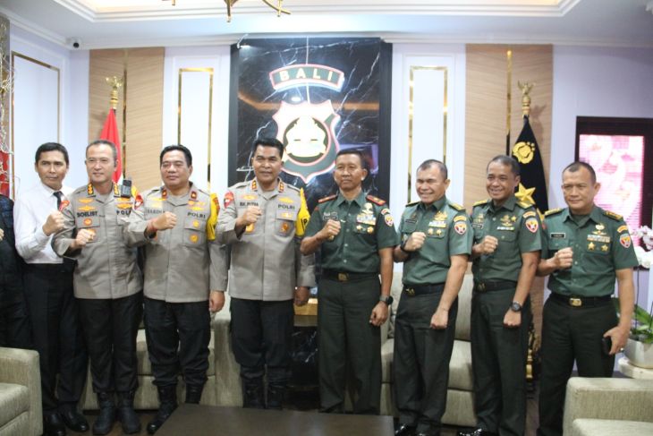 Kapolda Bali: Sinergi TNI-Polri berdampak positif terhadap pariwisata