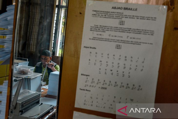 Produksi Al Quran Braille di Bandung