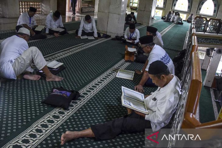 Pesantren kilat Ramadhan bagi lansia