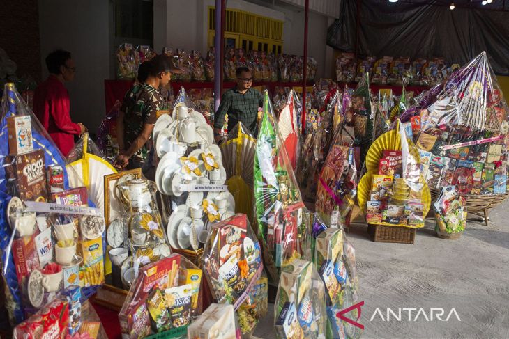 Penjualan parcel di Cirebon