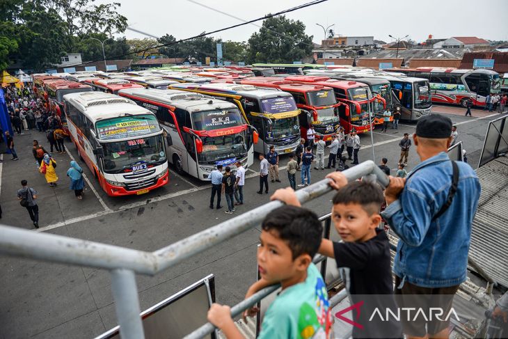 Mudik gratis pemprov Jabar