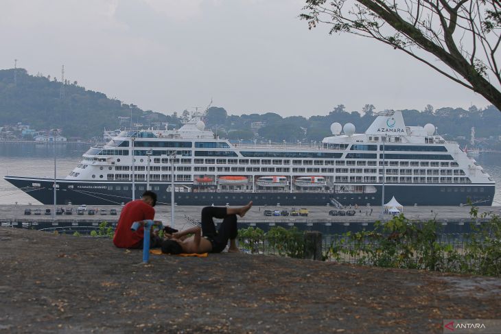 Kapal pesiar kunjungi Sabang jelang Idul Fitri