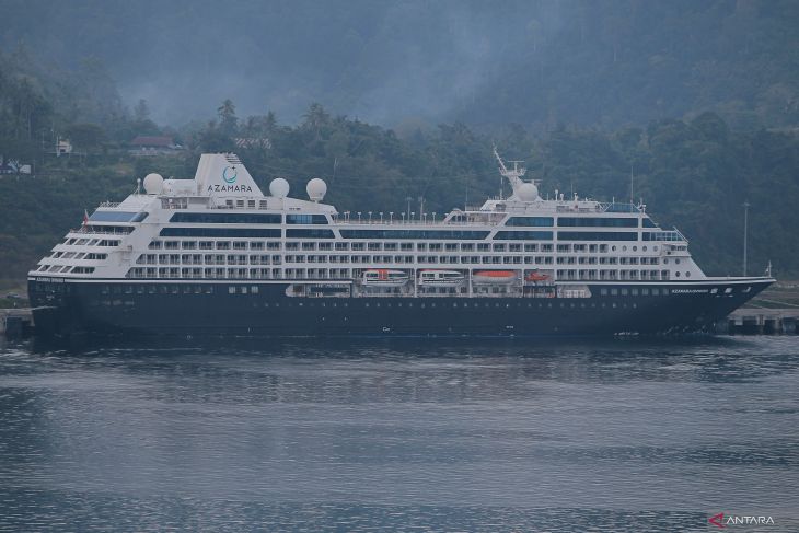 Kapal pesiar kunjungi Sabang jelang Idul Fitri