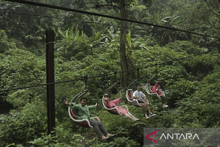 Libur lebaran di Situgunung Sukabumi