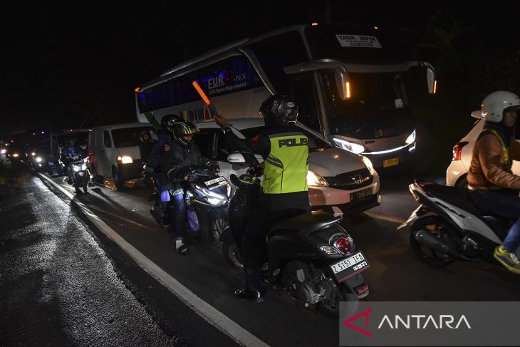 Arus balik lebaran di jalur selatan