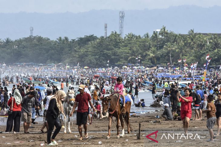 Jumlah kunjungan destinasi wisata Pangandaran