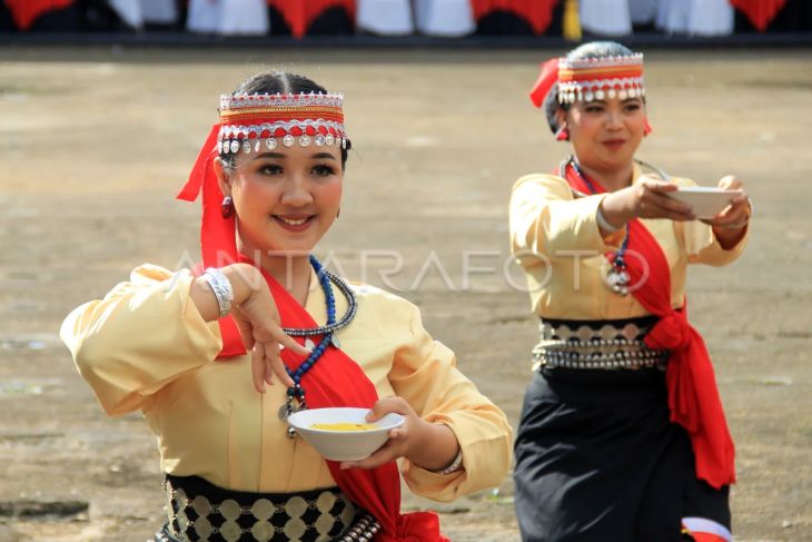 Naik Dango Suku Dayak di Kota Pontianak