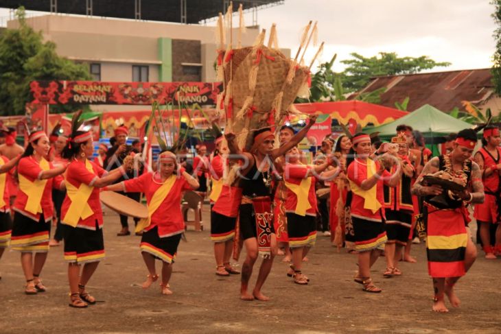 Naik Dango Suku Dayak di Kota Pontianak