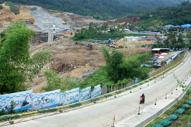 Pembangunan Bendungan Bagong Trenggalek