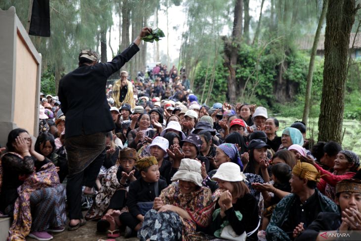 Tradisi Unan-Unan suku Tengger