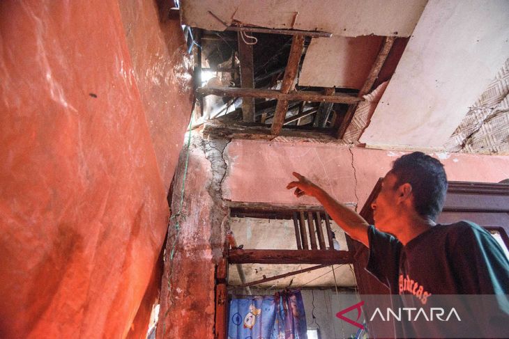 Rumah terdampak gempa Garut di Bandung Barat