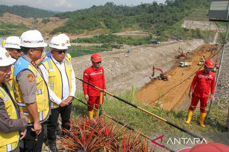 FOTO - Pj Gubernur Aceh tinjau progres proyek strategis nasional Waduk Kreuto Aceh Utara
