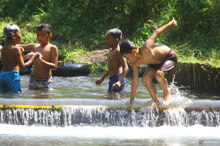 Pemanfaatan bendungan irigasi sebagai wisata desa