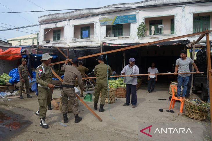 FOTO - Penertiban PKL di Aceh Besar