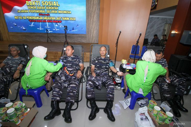 Donor darah HUT ke-68 Penerbangan TNI AL