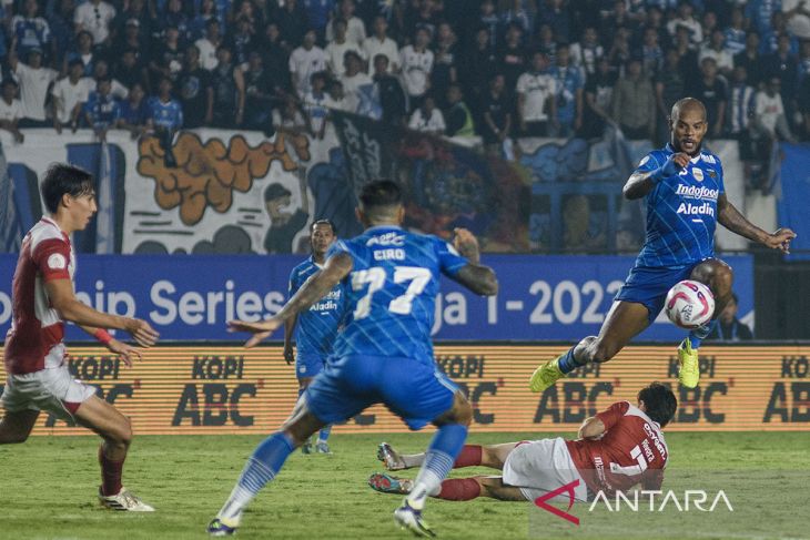 Final pertama BRI-Liga 1 Persib Bandung kalahkan Madura United