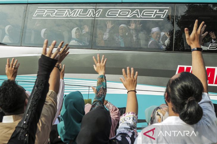 Pemberangkatan jamaah calon haji di Kota Sukabumi