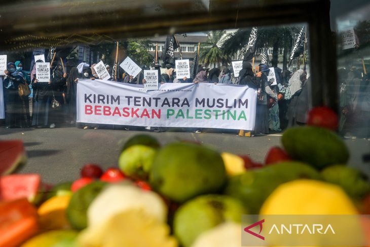 Aksi bela Palestina di Bandung