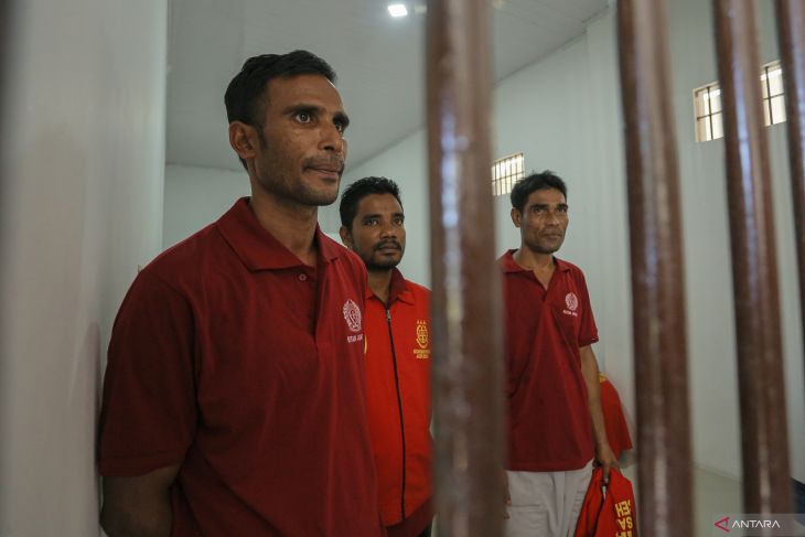 Imigran Rohingya di Aceh dihukum delapan dan enam tahun penjara