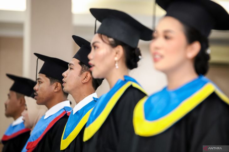 Wisuda program apprentice PPNS