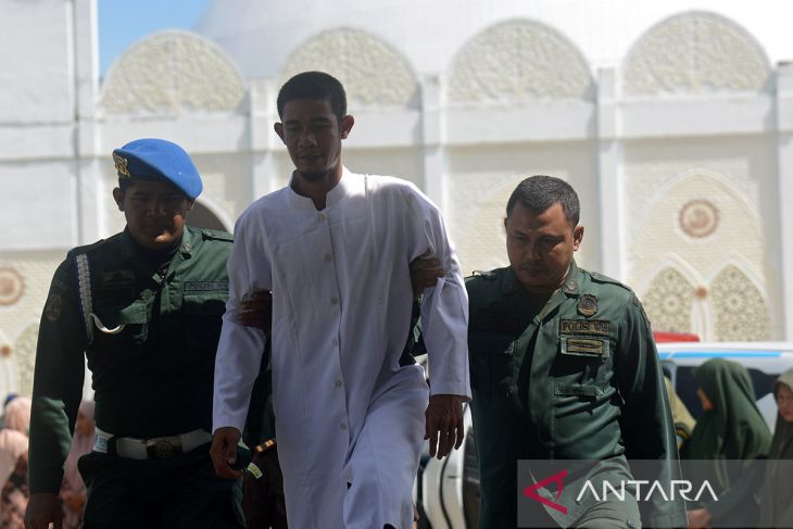 FOTO - Hukuman cambuk untuk terpidana pelanggaran syariat